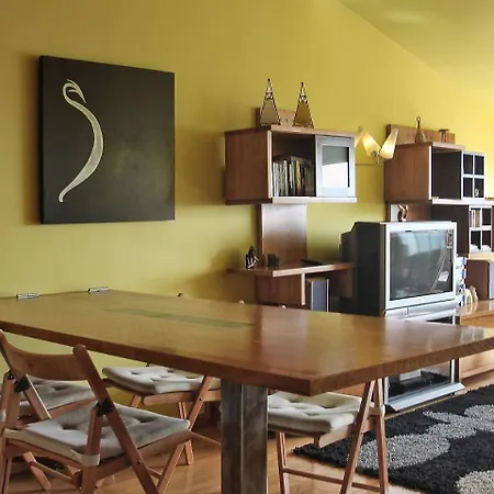 Altido Attractive 1Br Apt With Terrace And River View, Nearby Santa Apolonia Train Station * Lisboa