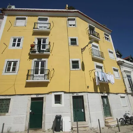 Altido Attractive 1Br Apt With Terrace And River View, Nearby Santa Apolonia Train Station Apartmán