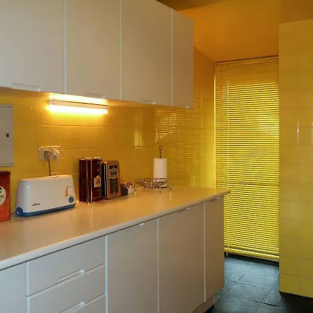 Altido Attractive 1Br Apt With Terrace And River View, Nearby Santa Apolonia Train Station Apartment
