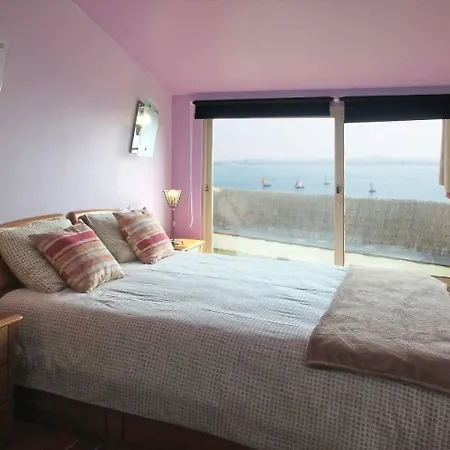 Altido Attractive 1Br Apt With Terrace And River View, Nearby Santa Apolonia Train Station Lejlighed *